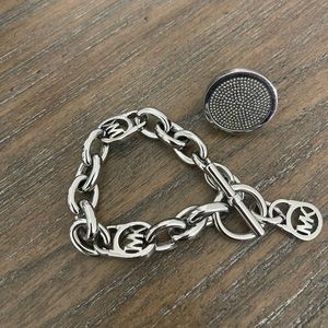 Michael kors silver bracket & silver ring